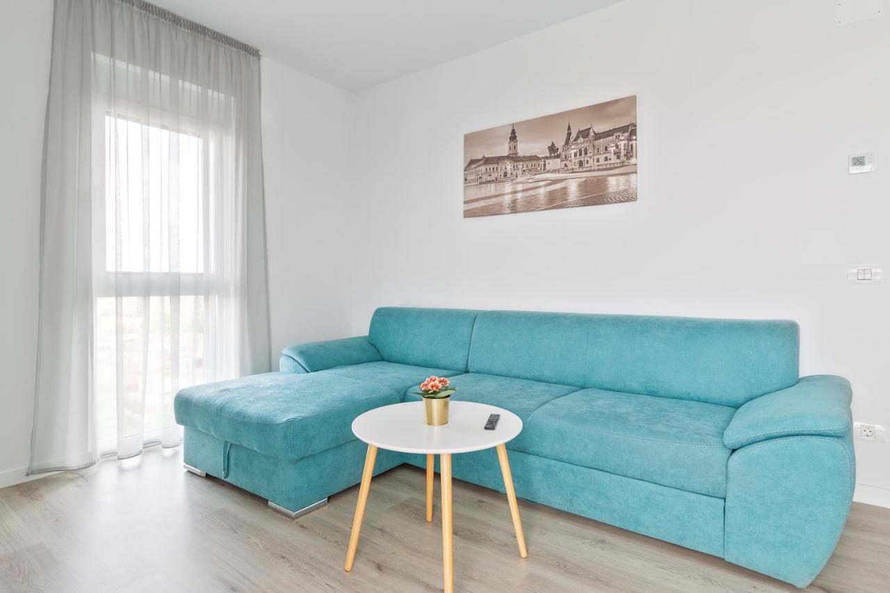 Apartamento Grand Hill Flats Oradea Exterior foto