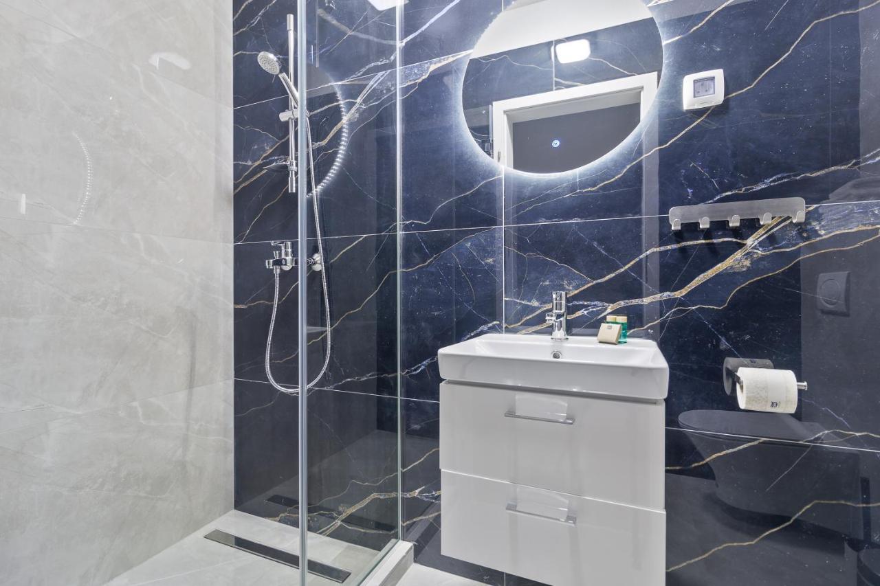 Apartamento Grand Hill Flats Oradea Exterior foto