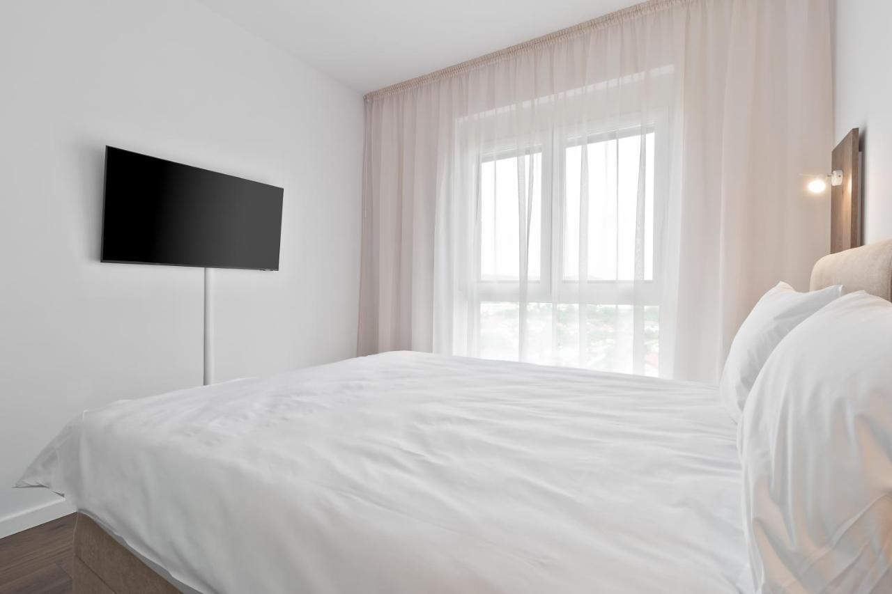 Apartamento Grand Hill Flats Oradea Exterior foto